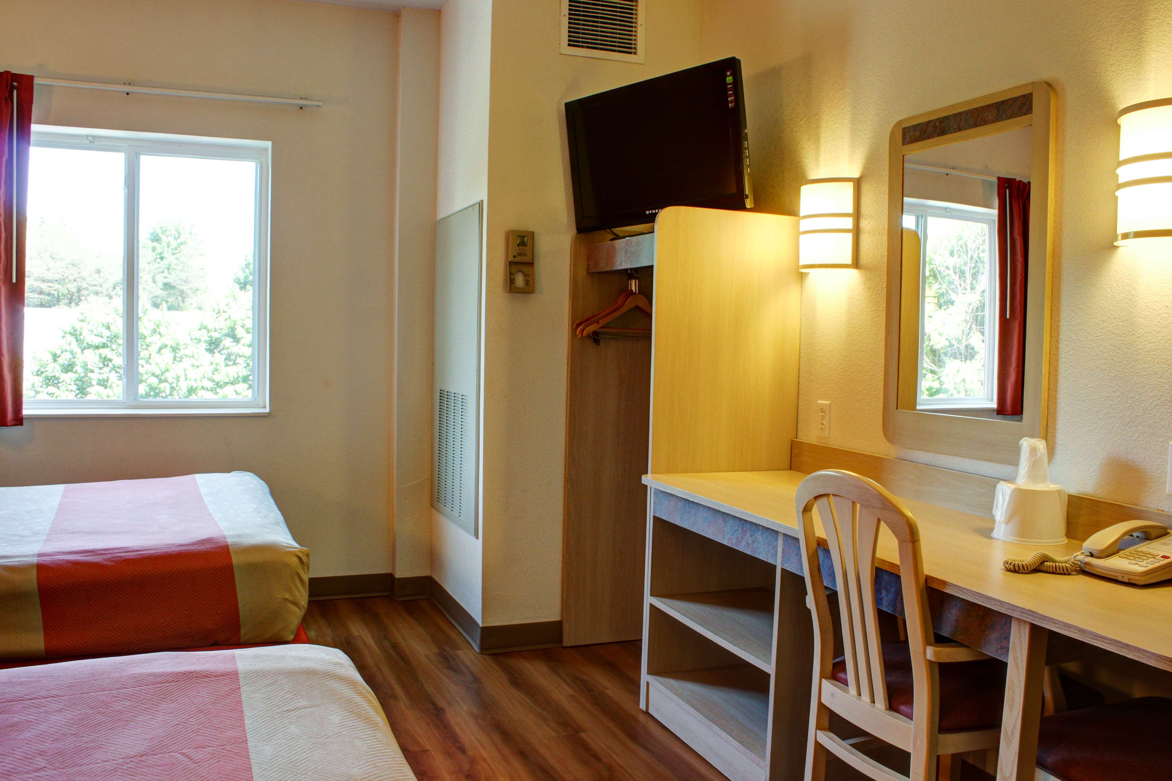 Americas Best Value Inn Knoxville East