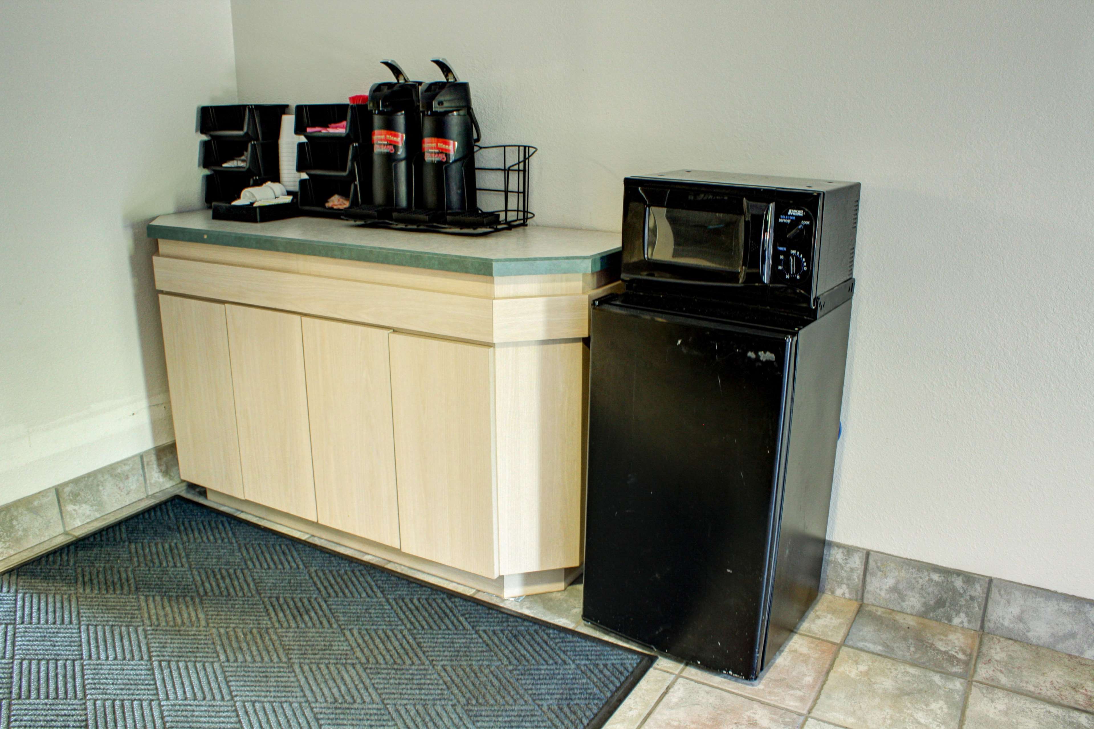 Americas Best Value Inn Knoxville East