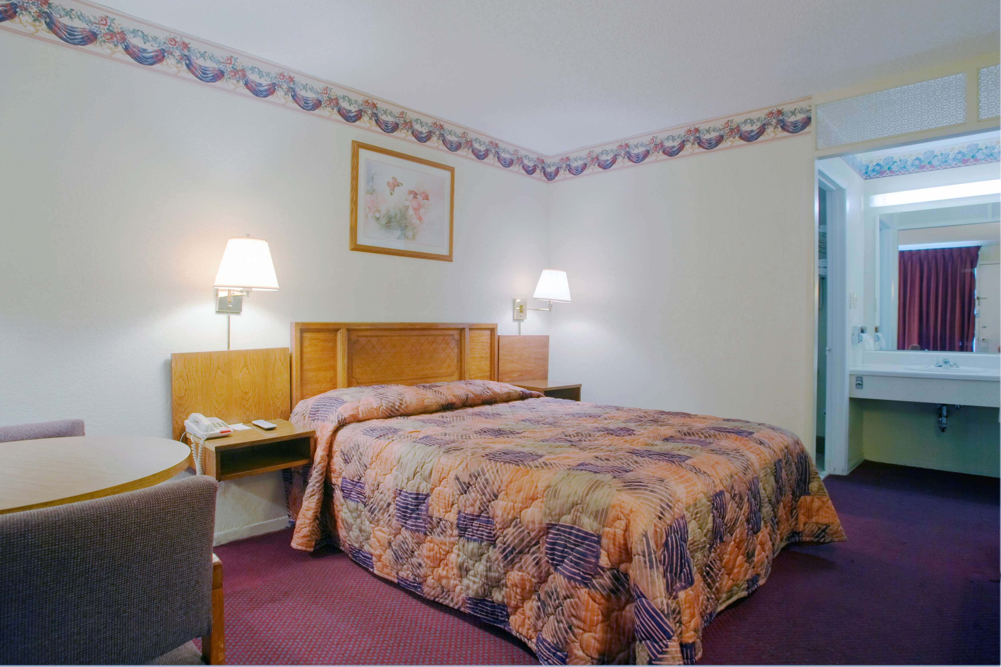 Americas Best Value Inn Loudon