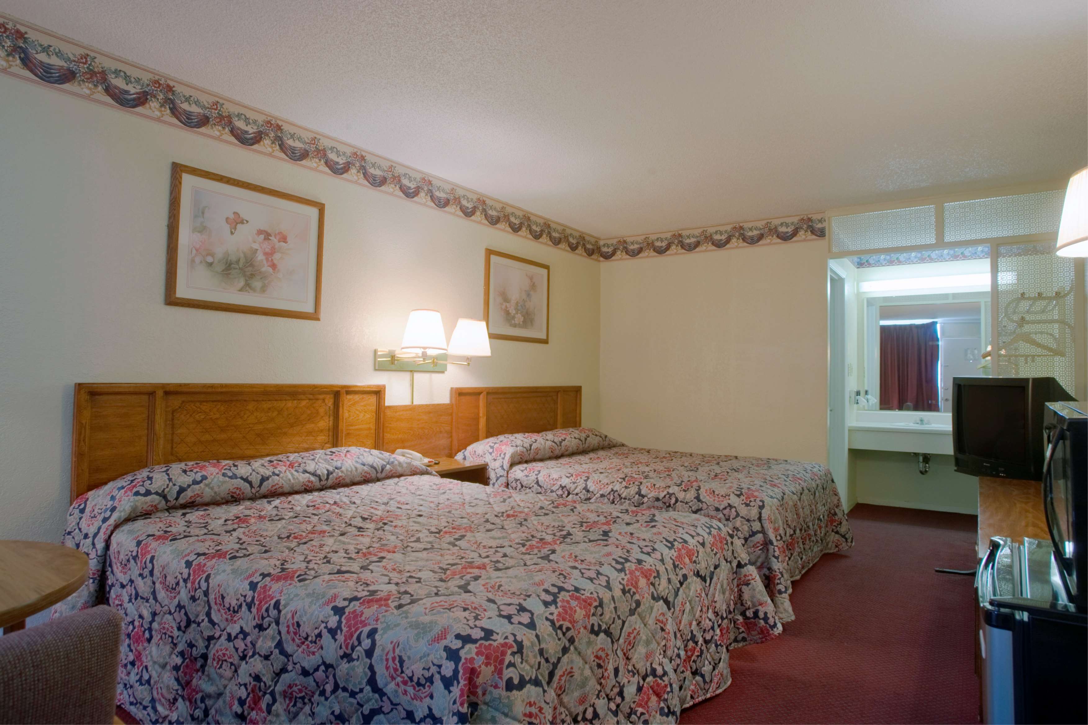 Americas Best Value Inn Loudon