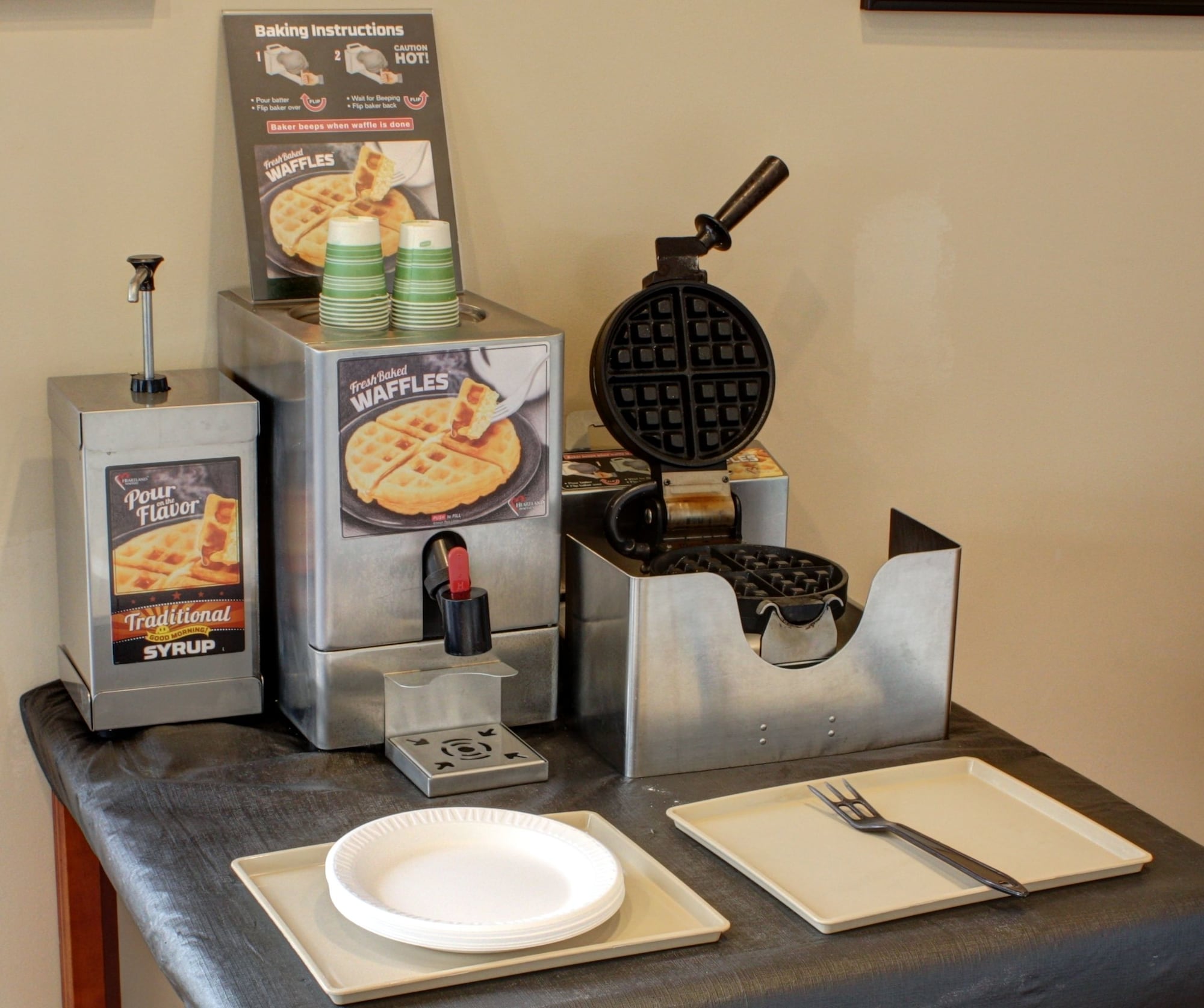 Luxbury Inn & Suites