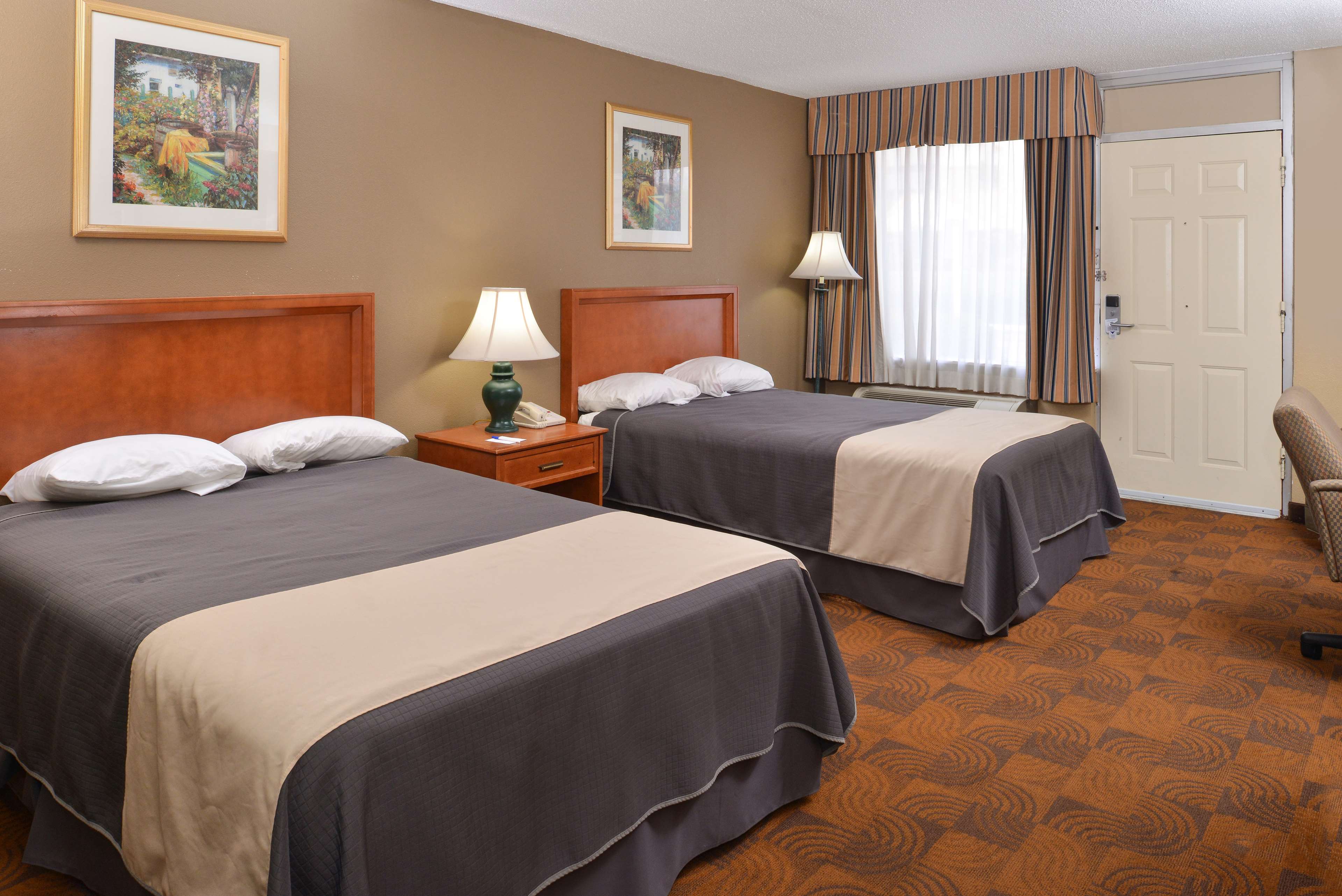Studio 6 Suites Memphis Tn