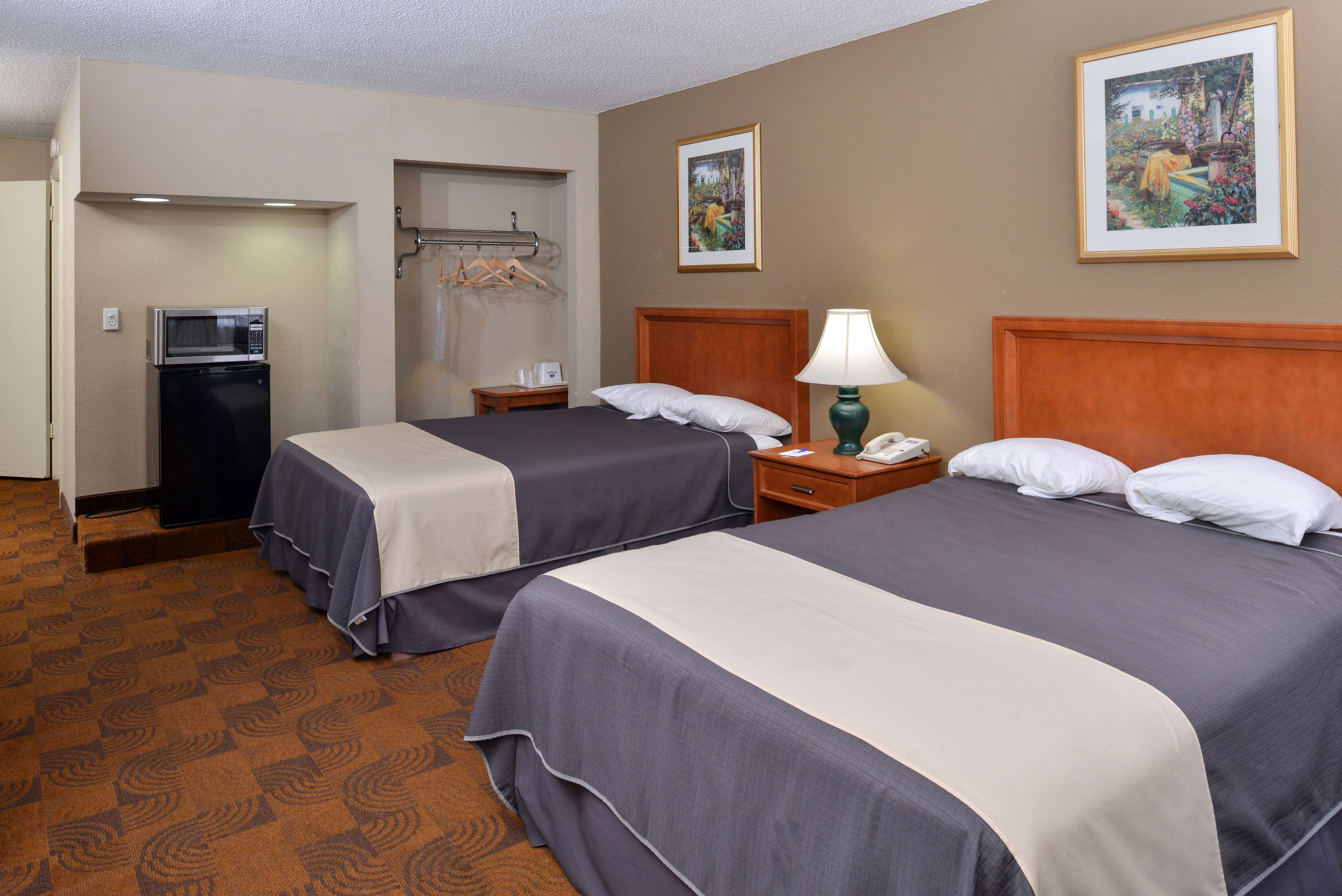 Studio 6 Suites Memphis Tn