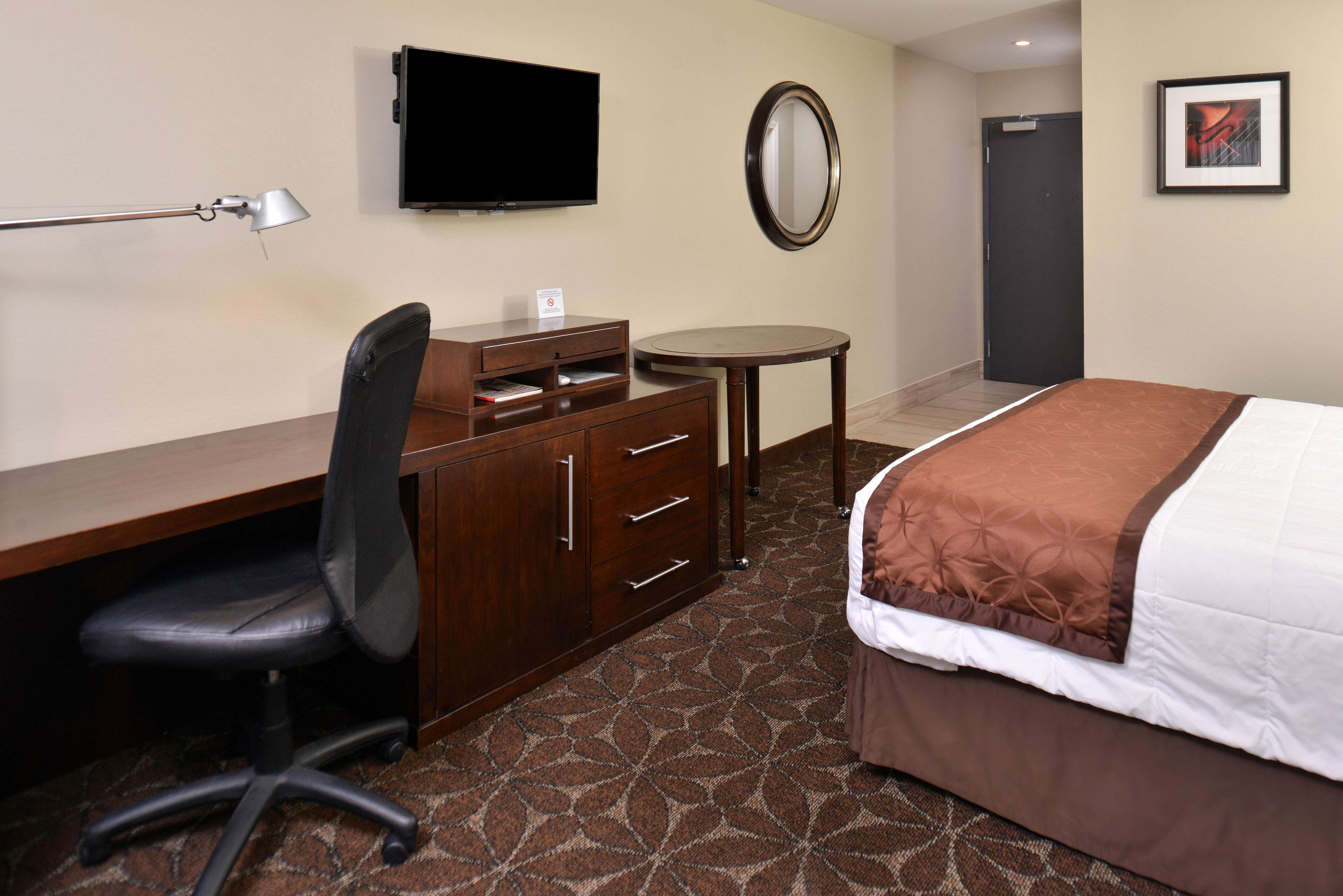 Americas Best Value Inn - Memphis / Airport