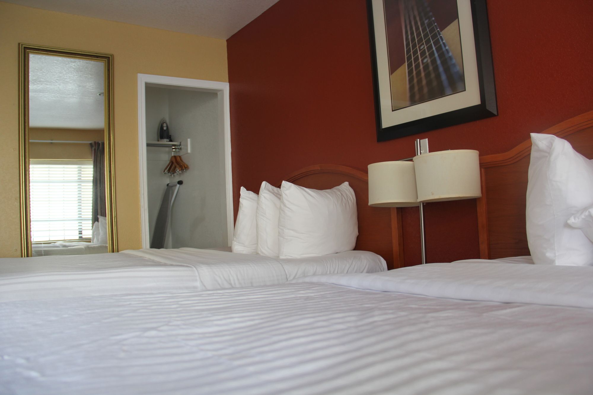 Vista Inn & Suites Memphis