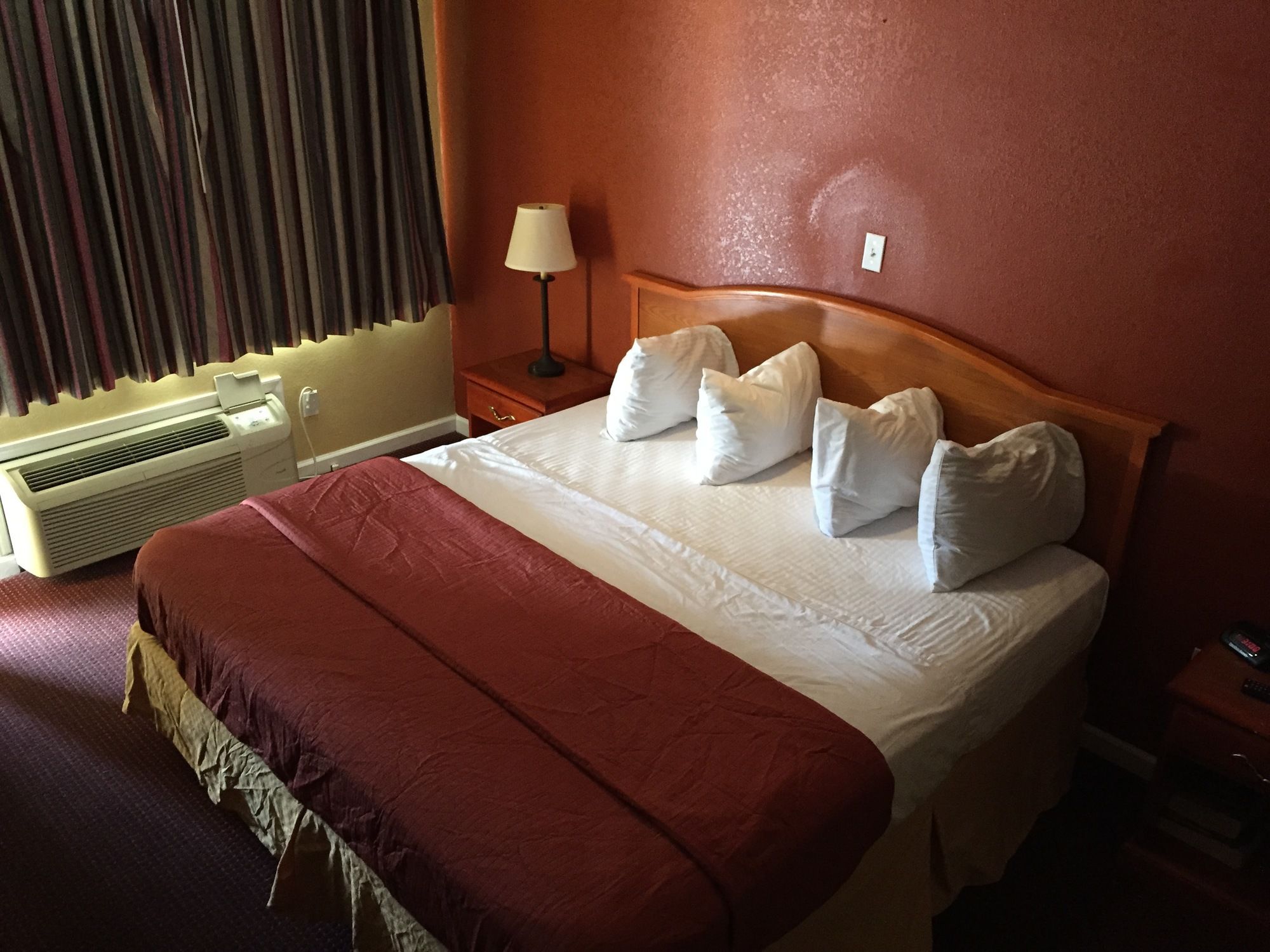 Vista Inn & Suites Memphis