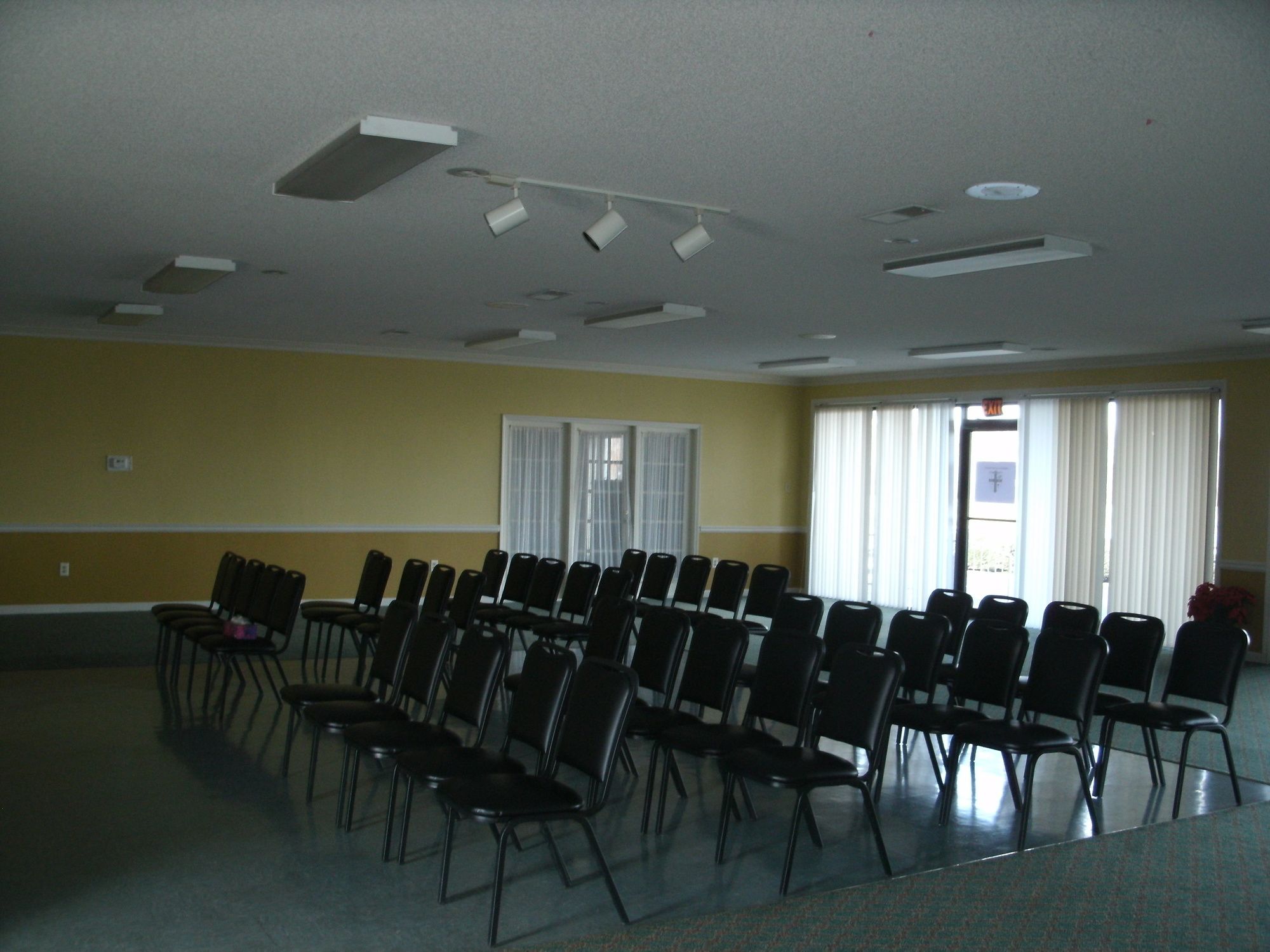 The Admiralty Suites & Inn of Millington