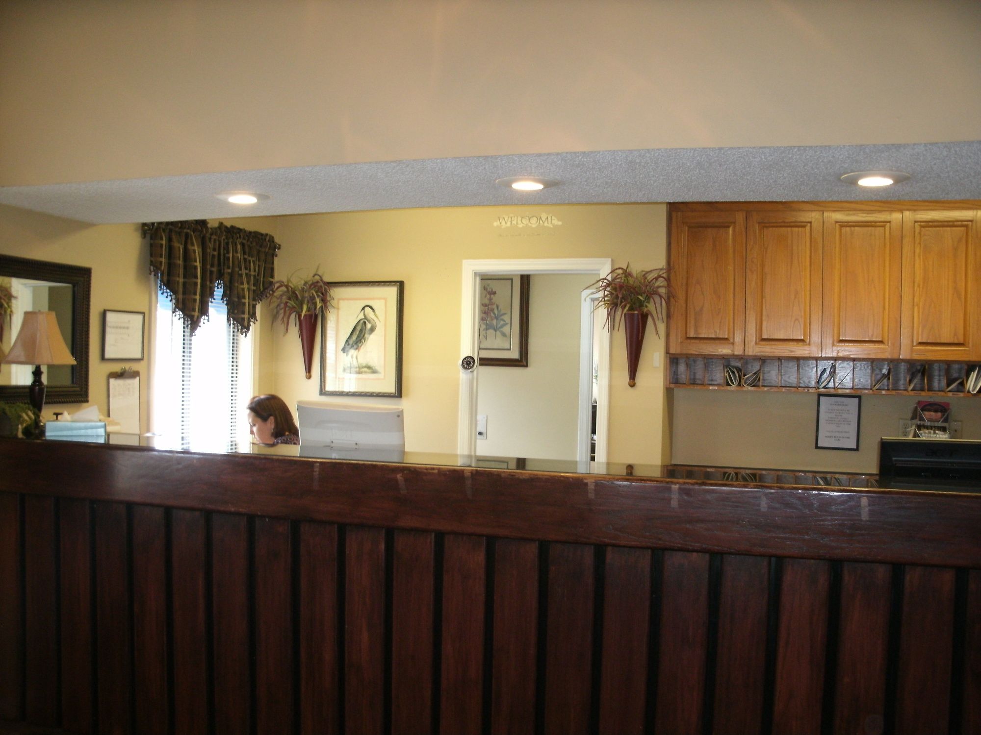 The Admiralty Suites & Inn of Millington
