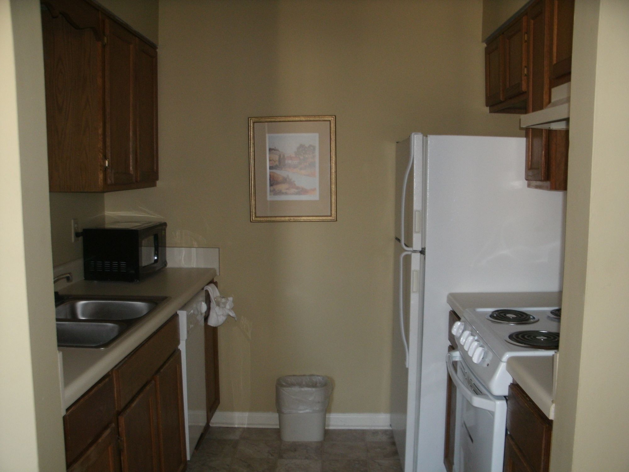 The Admiralty Suites & Inn of Millington