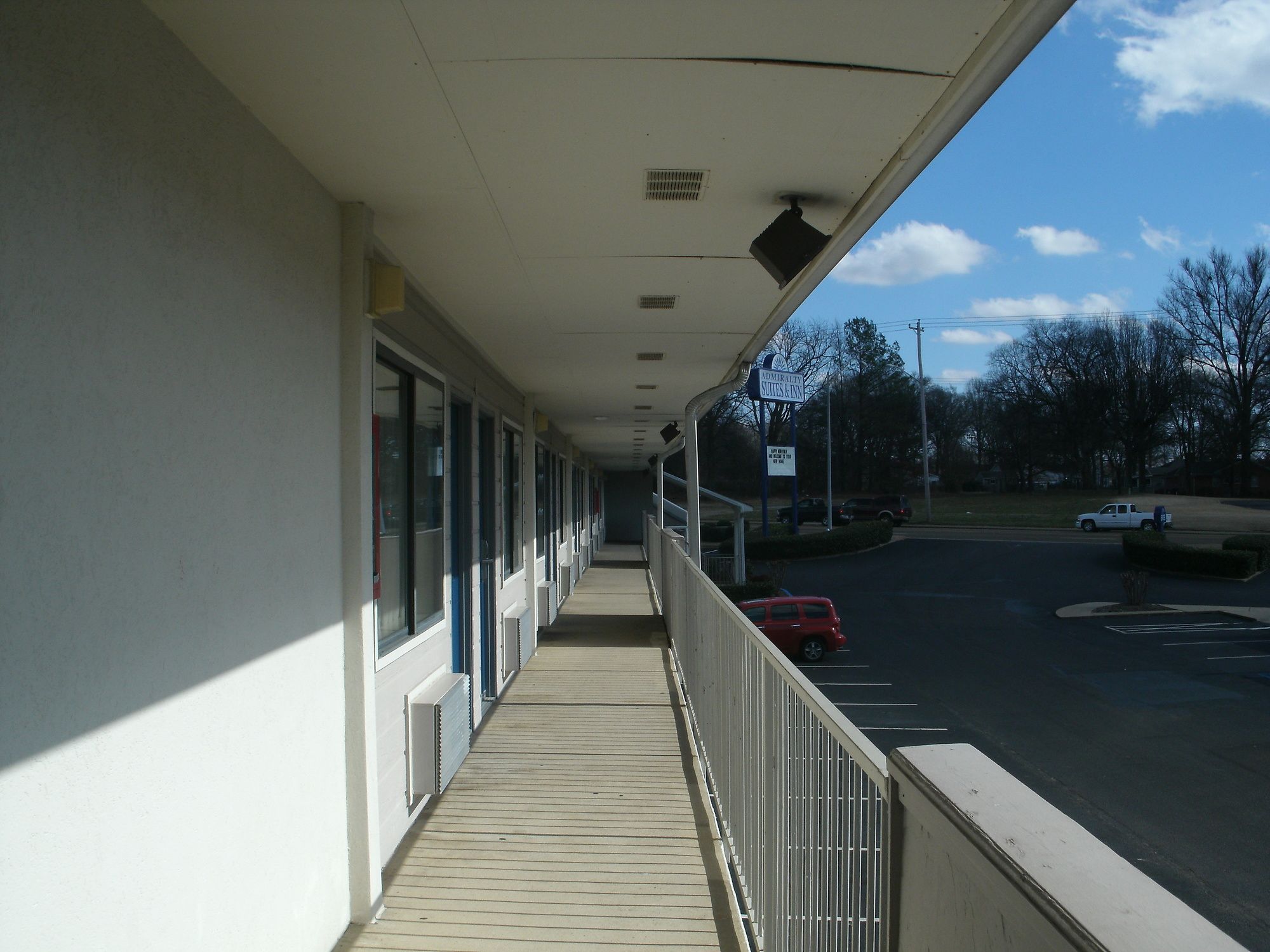 The Admiralty Suites & Inn of Millington