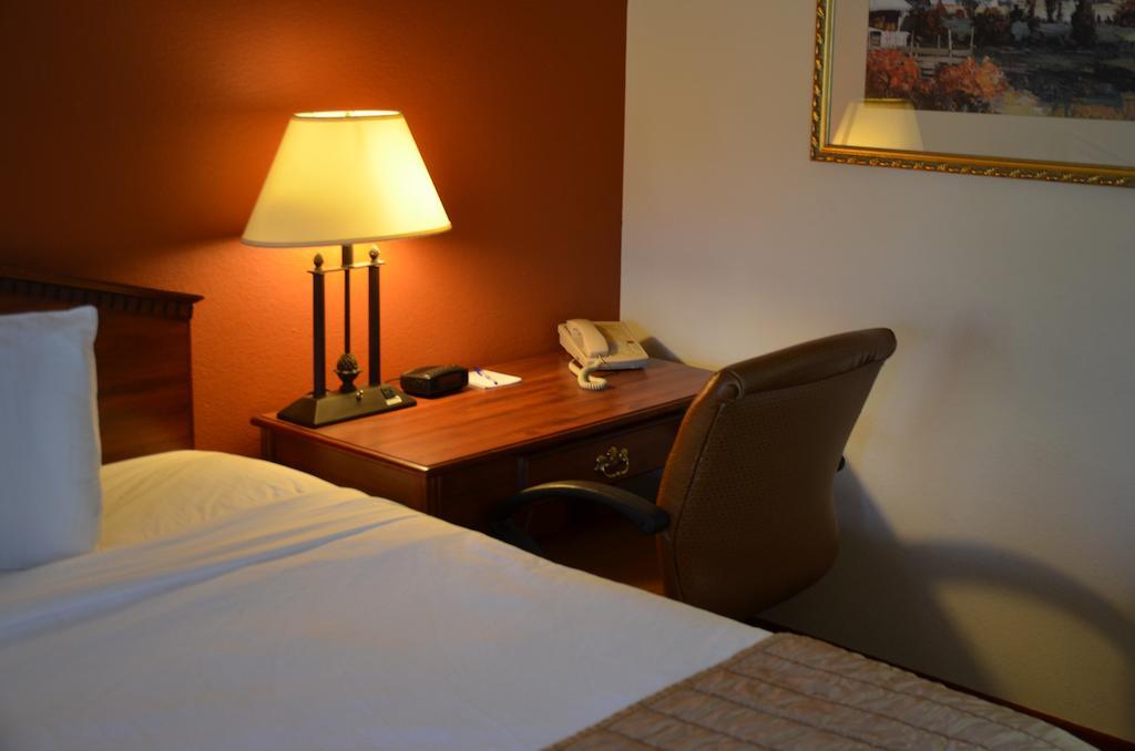 Baymont by Wyndham Murfreesboro