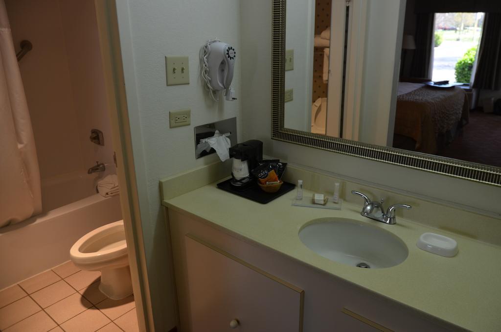 Baymont by Wyndham Murfreesboro