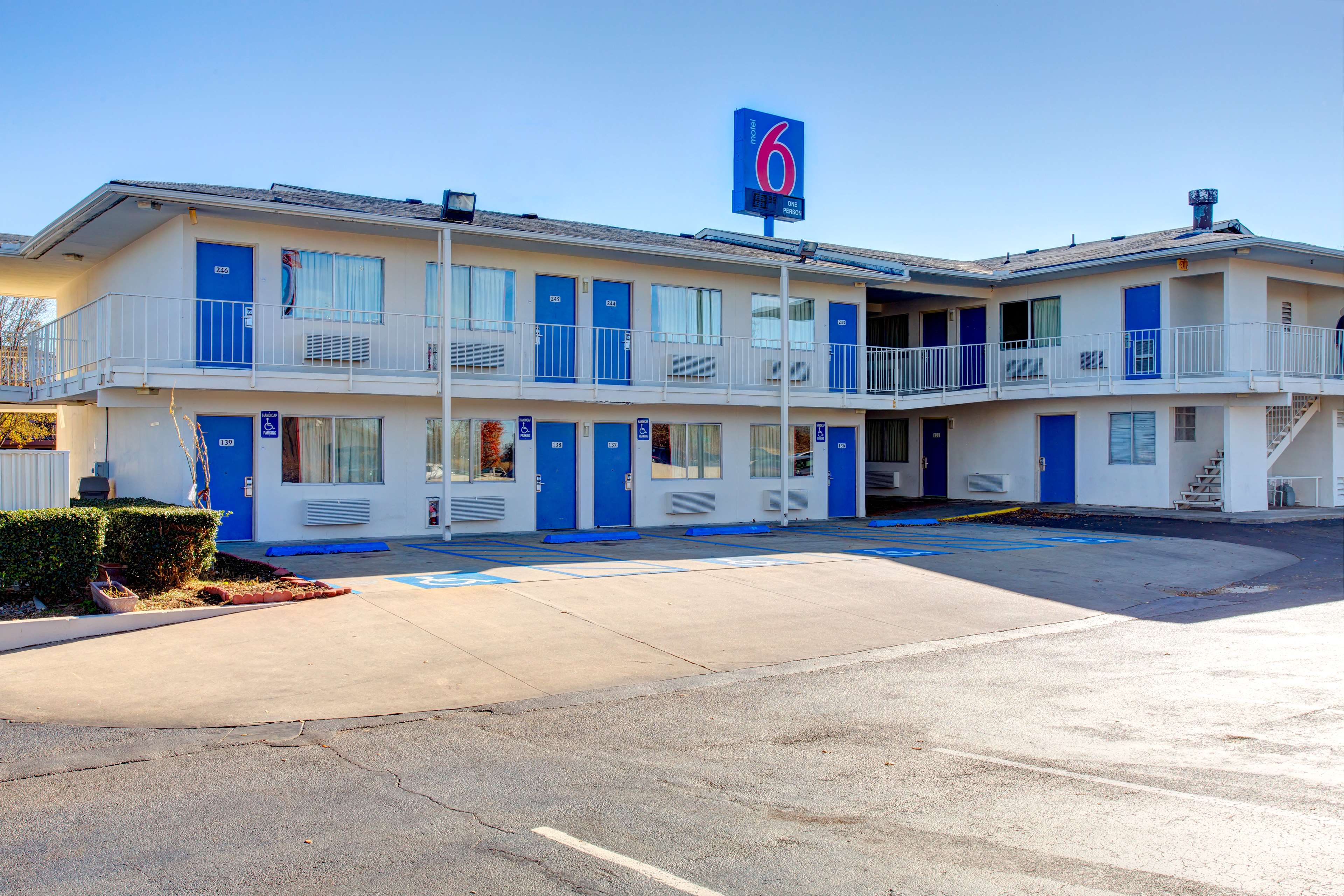 Motel 6 Murfreesboro