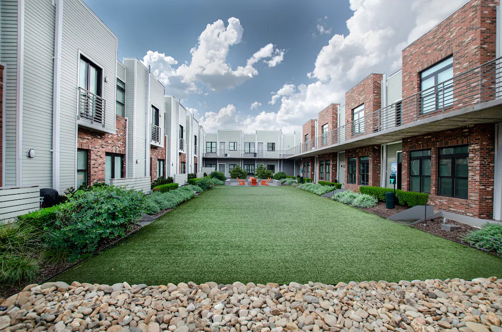 Acklen Luxury Condos by Hosteeva