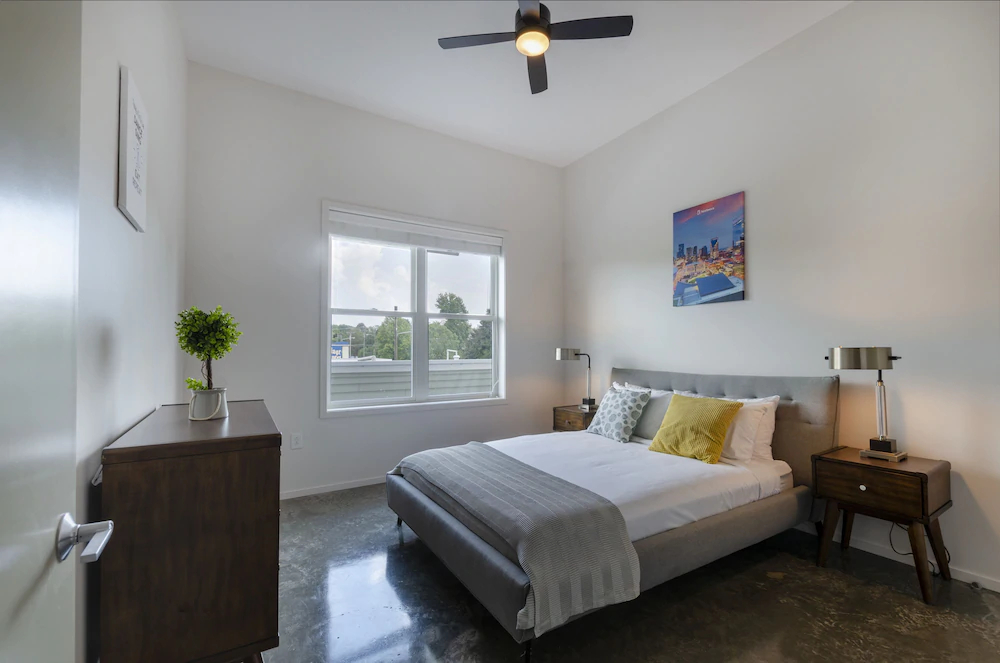 Acklen Luxury Condos by Hosteeva