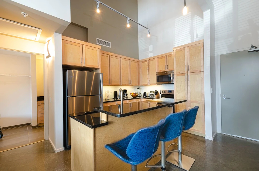 Acklen Luxury Condos by Hosteeva