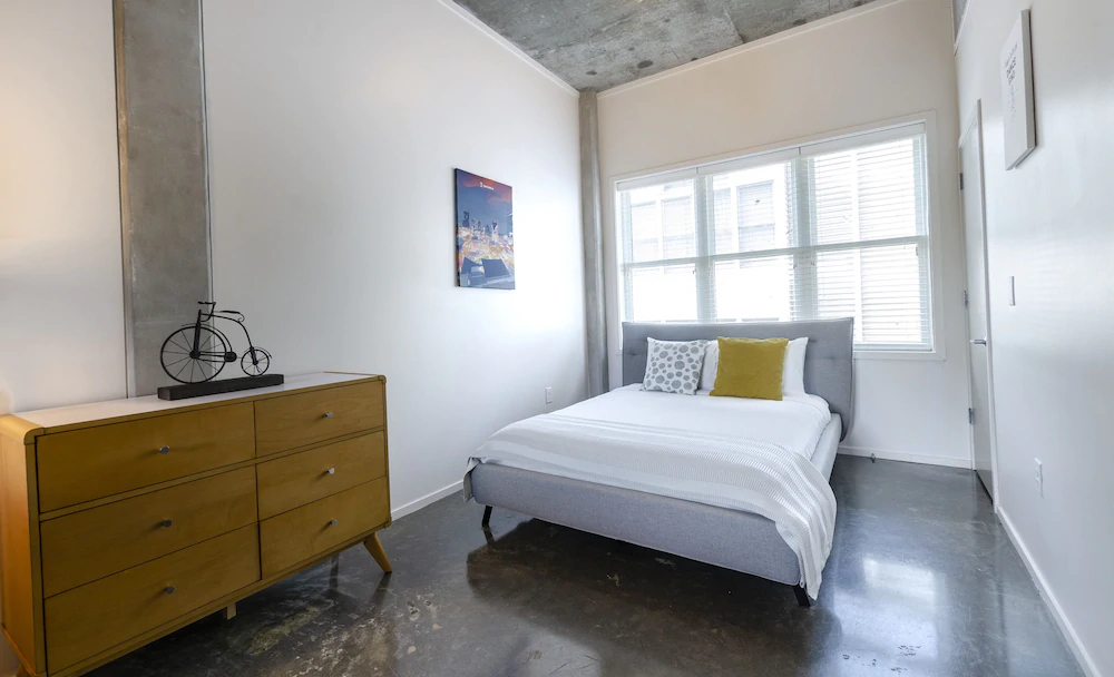 Acklen Luxury Condos by Hosteeva