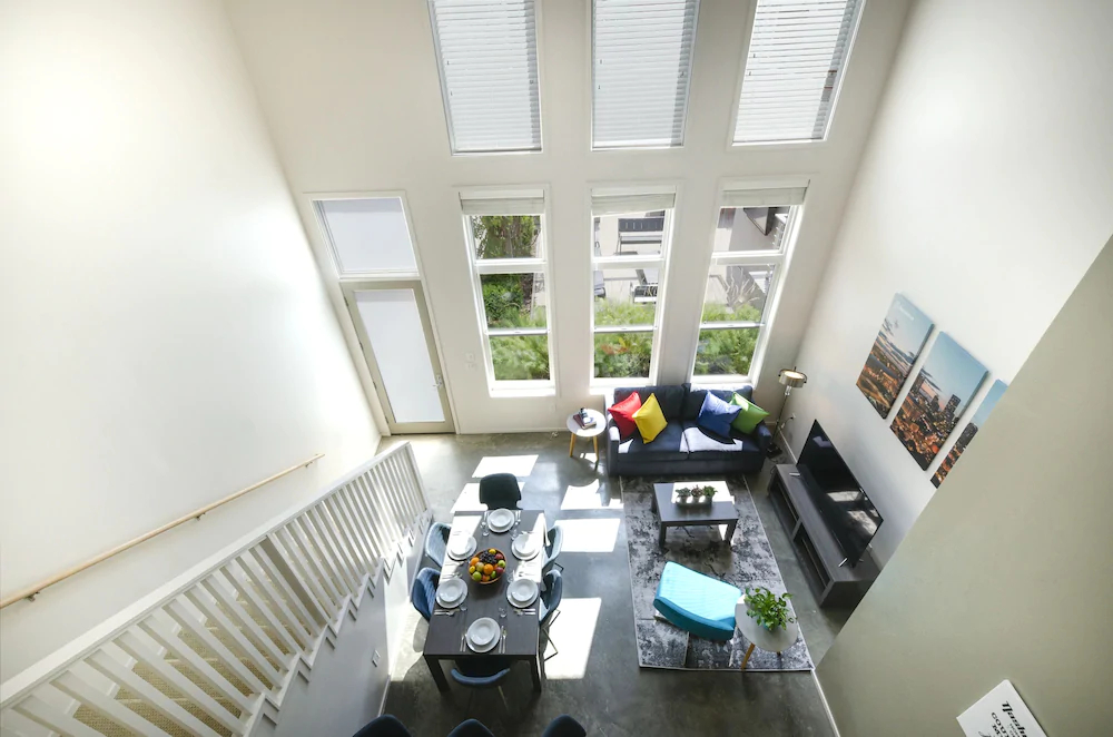 Acklen Luxury Condos by Hosteeva