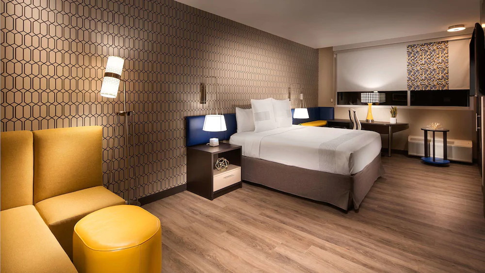 GLo Best Western Nashville Airport West