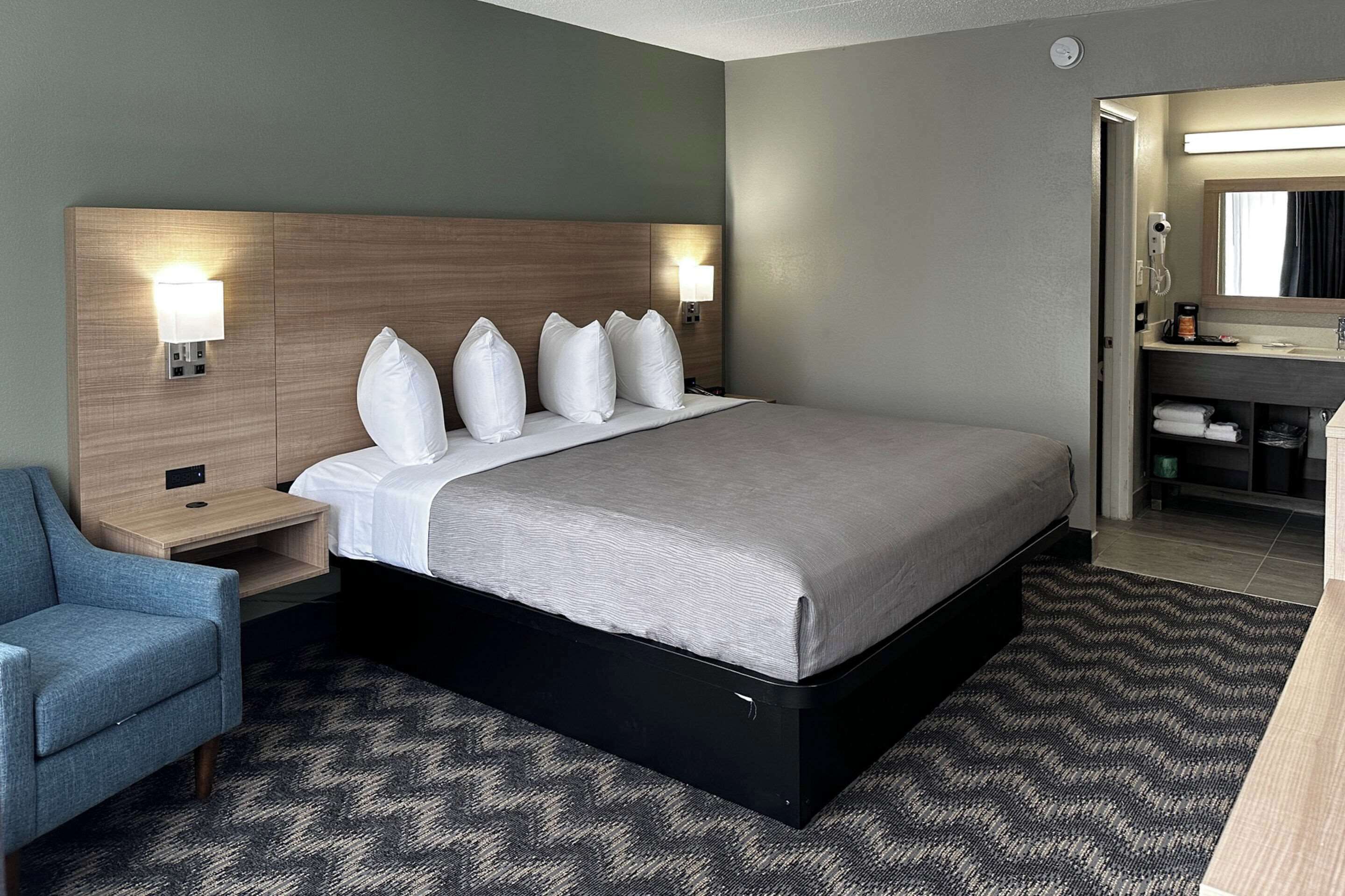 Quality Inn Nashville - Opryland Area