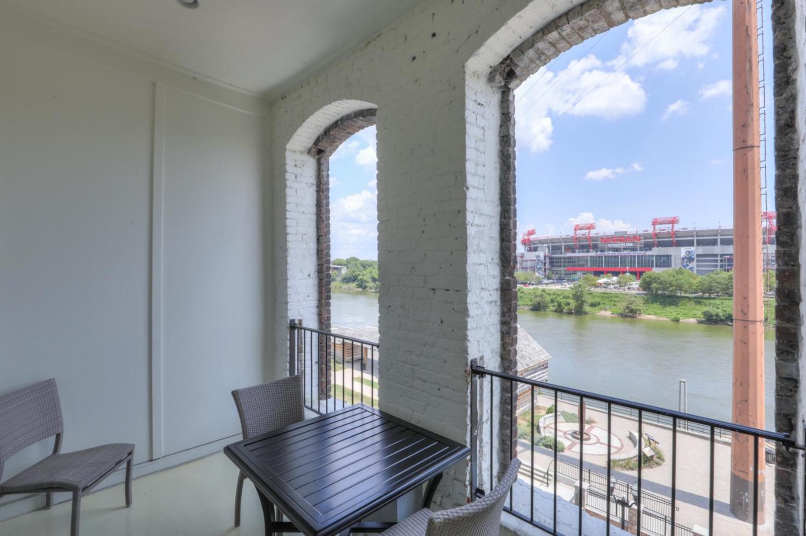 Studio 154 Luxury Hotel