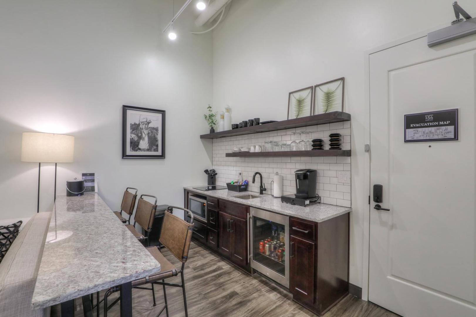 Studio 154 Luxury Hotel