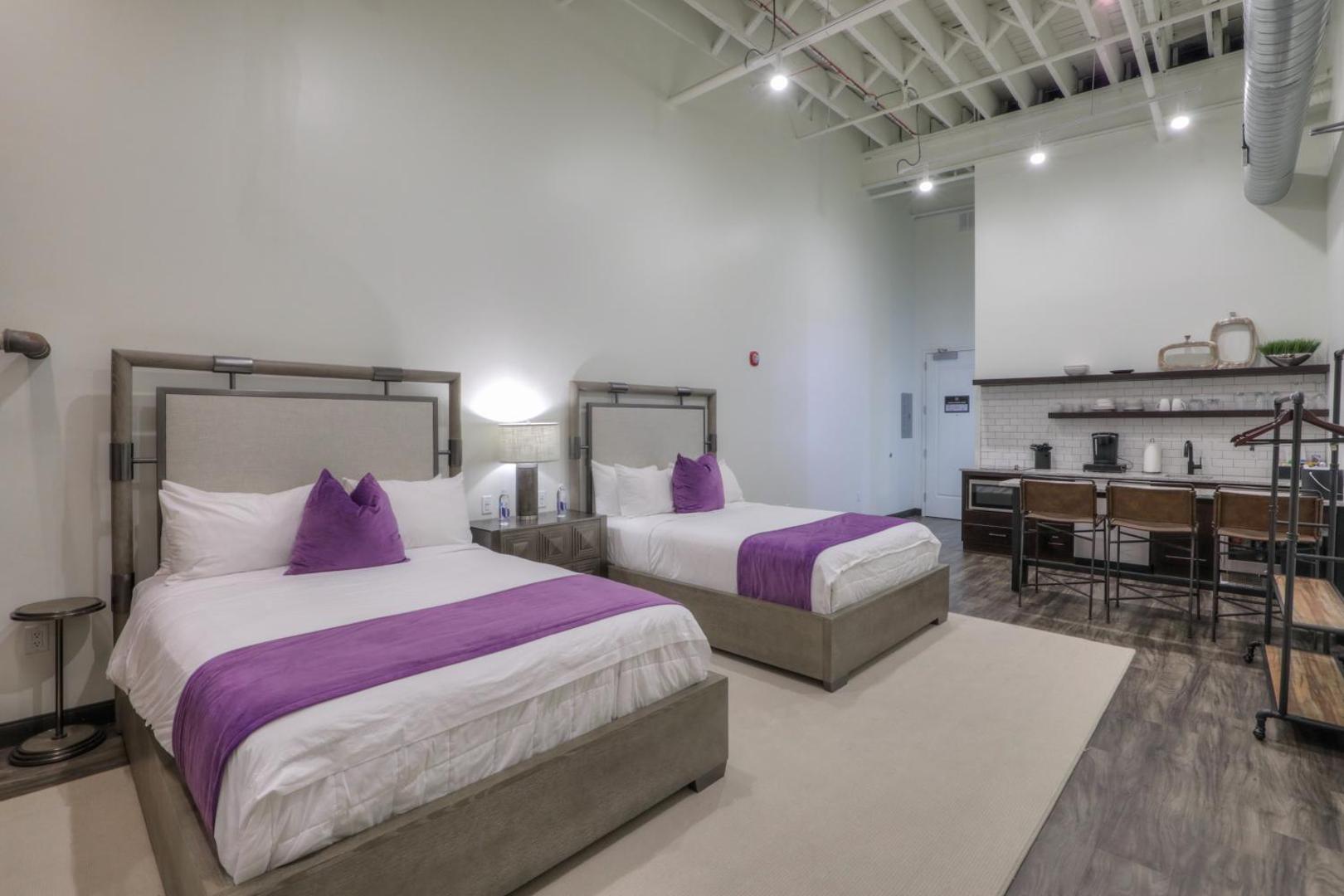 Studio 154 Luxury Hotel