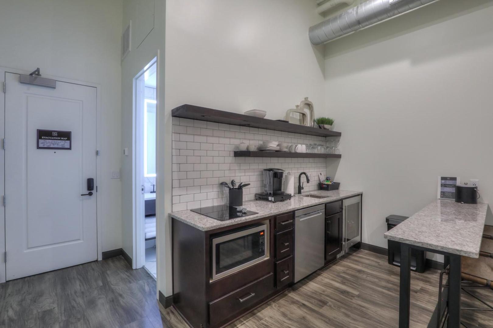 Studio 154 Luxury Hotel