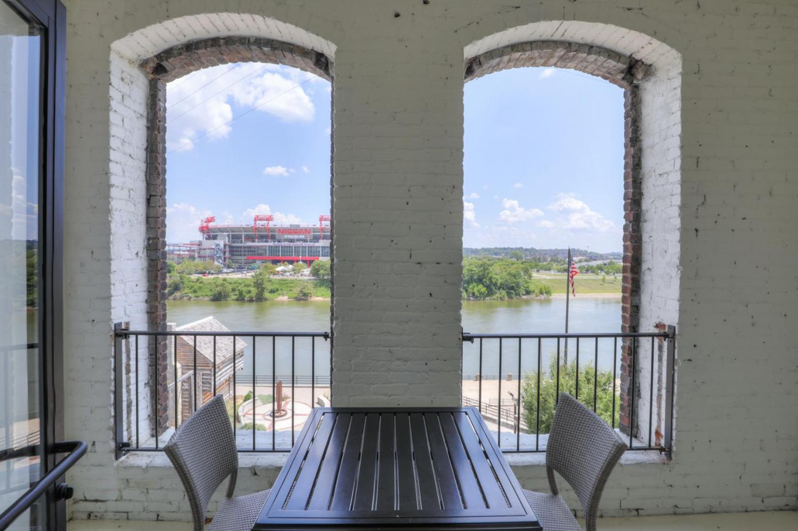 Studio 154 Luxury Hotel