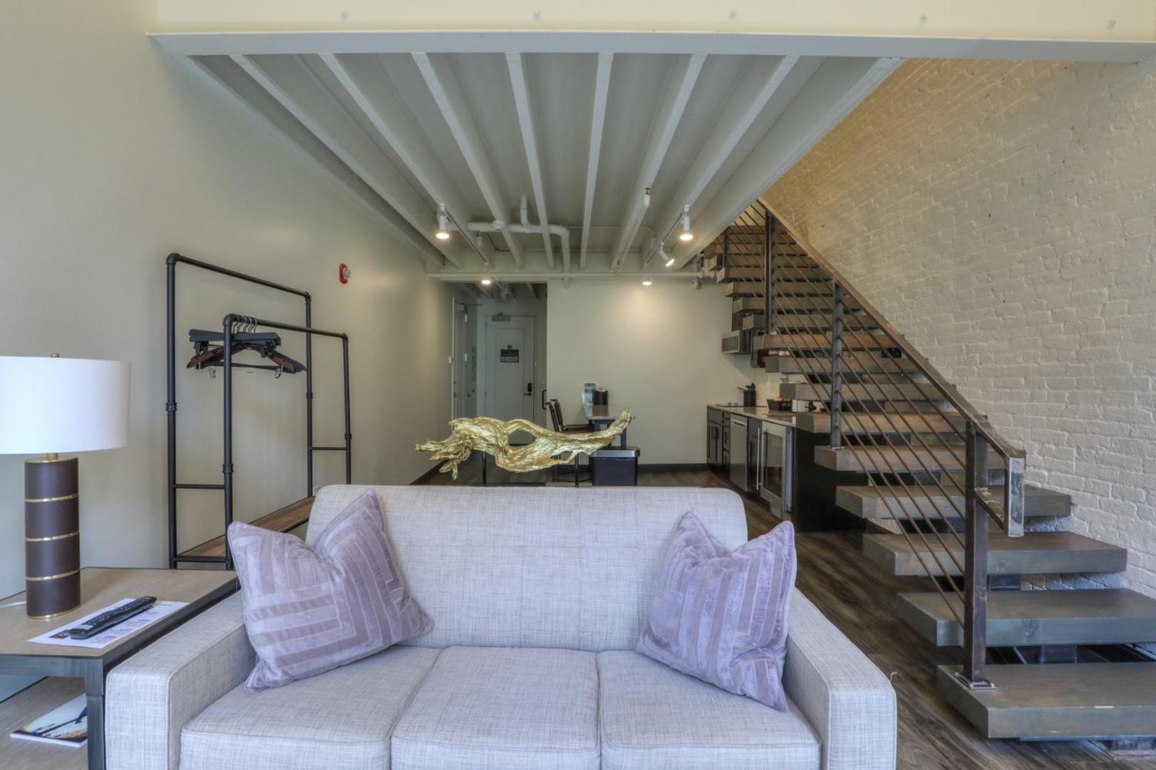 Studio 154 Luxury Hotel