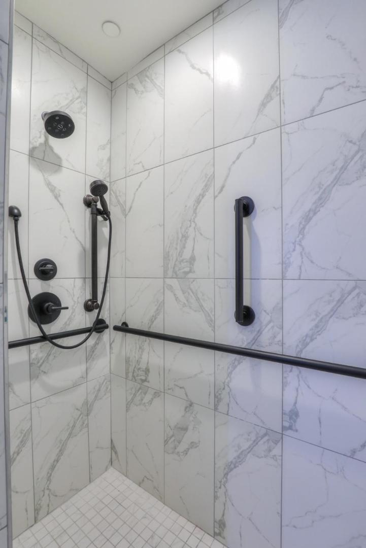 Studio 154 Luxury Hotel