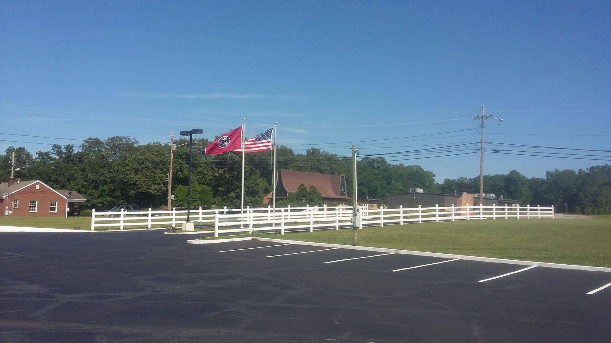 Paris Inn & Suites