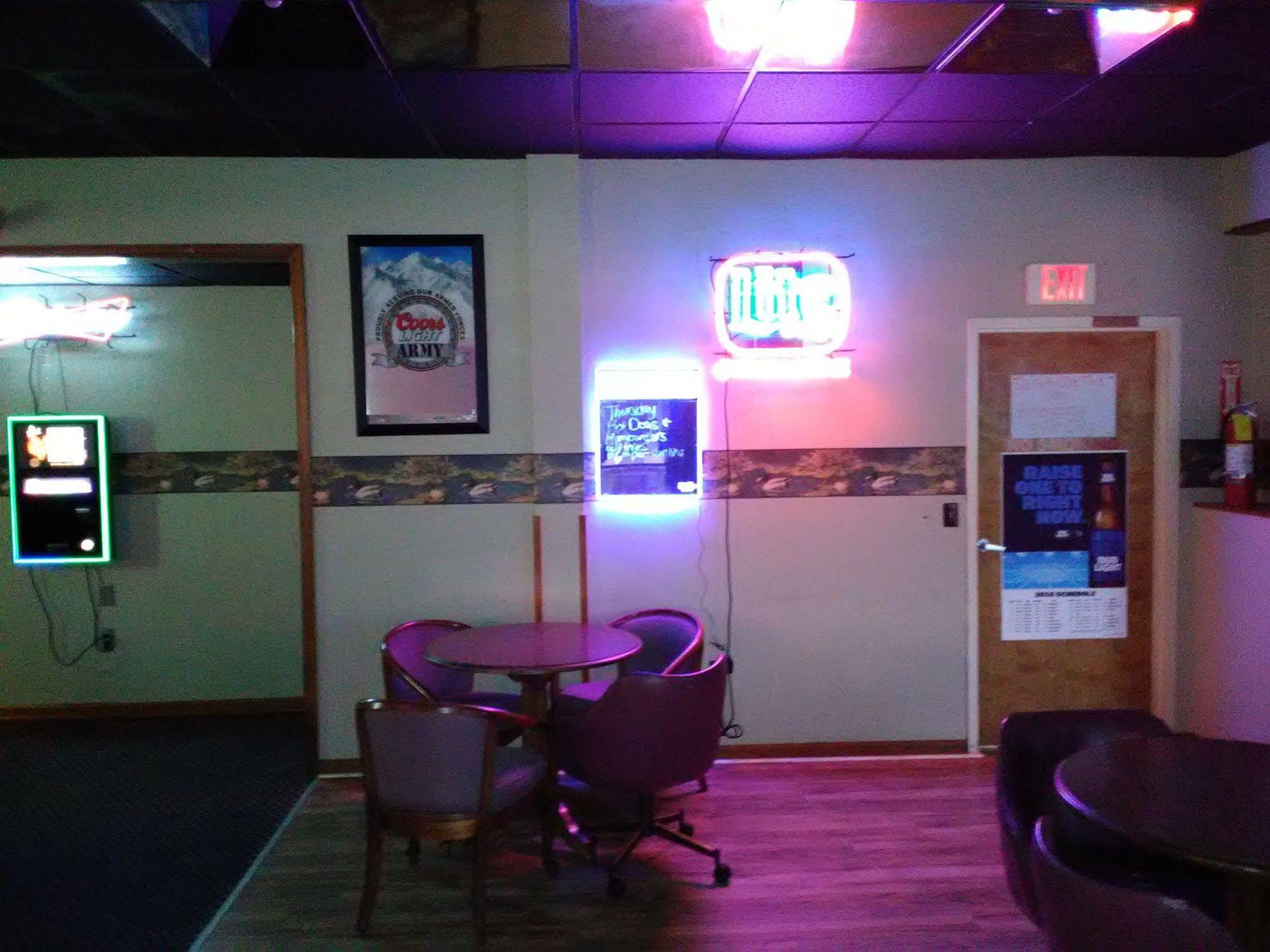 Paris Inn & Suites