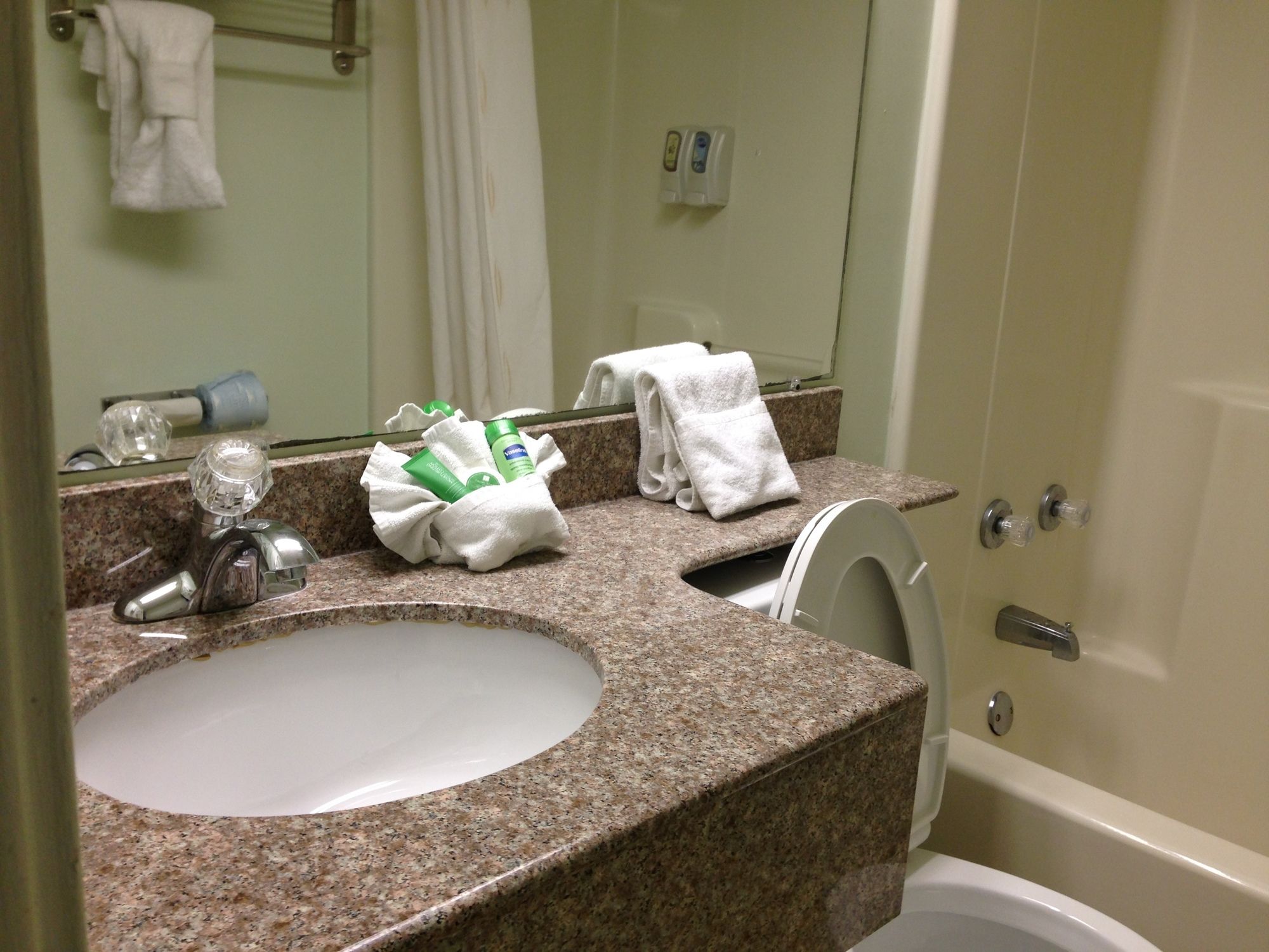 Guest Inn Pigeon Forge