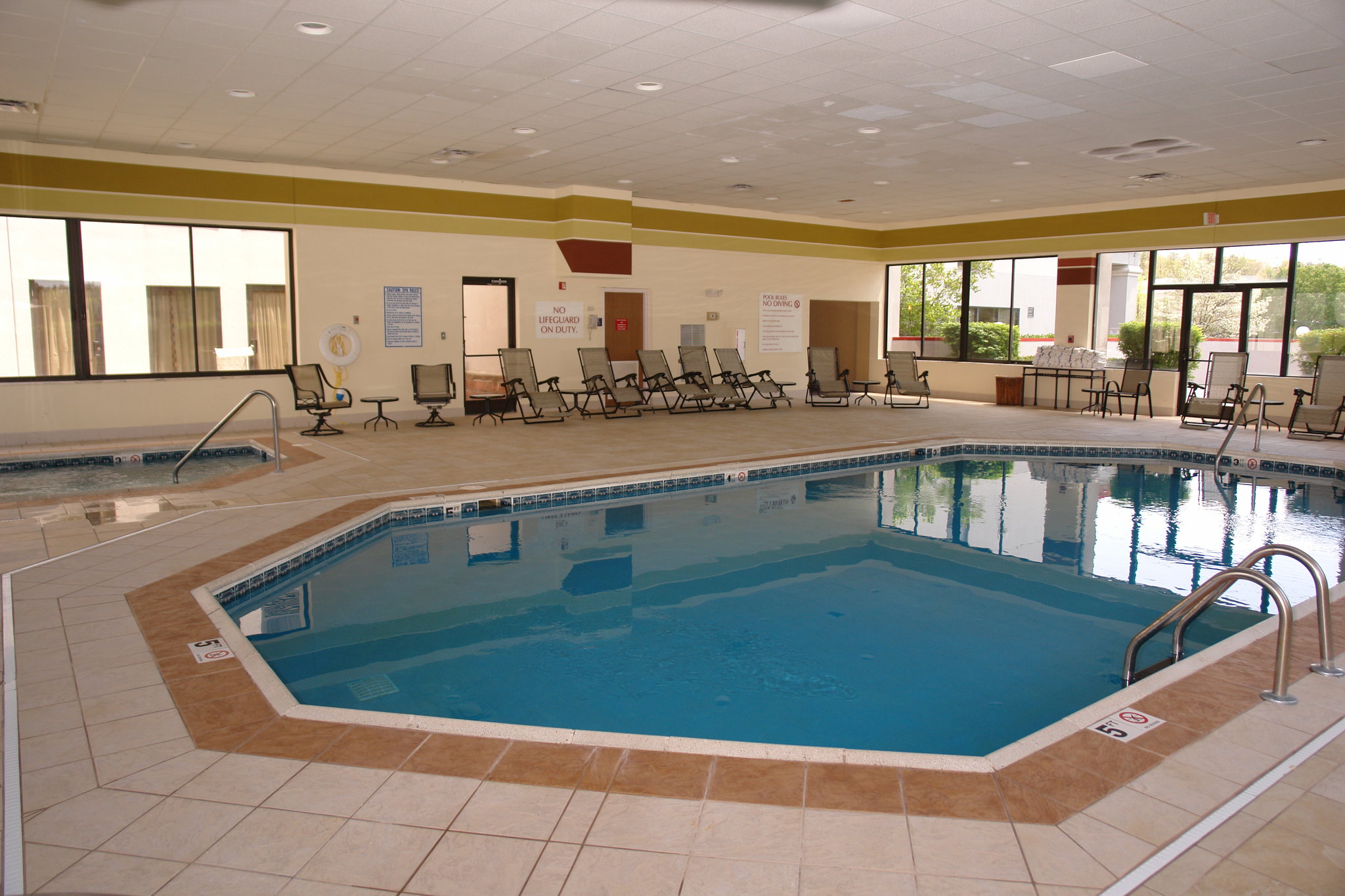 Holiday Inn Express Pigeon Forge / near Dollywood