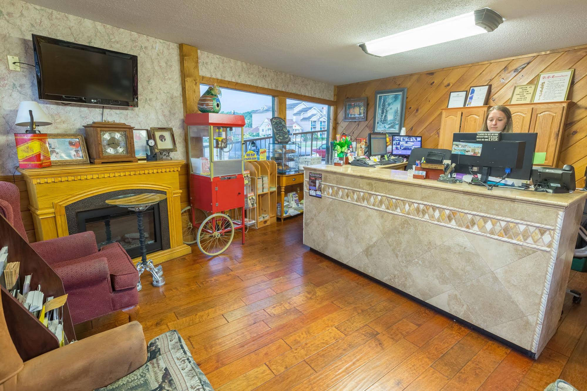 Mountain Breeze Motel