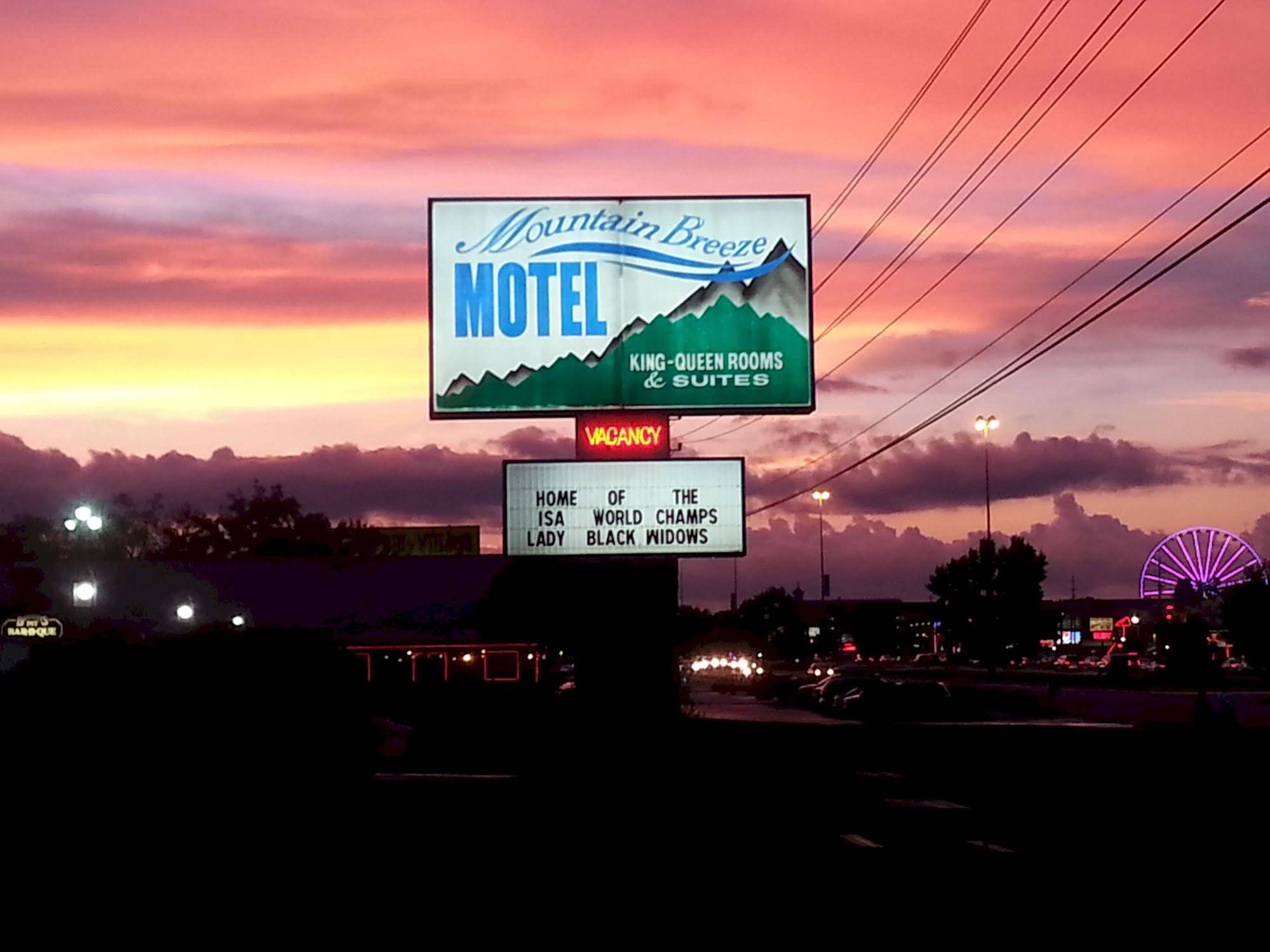 Mountain Breeze Motel