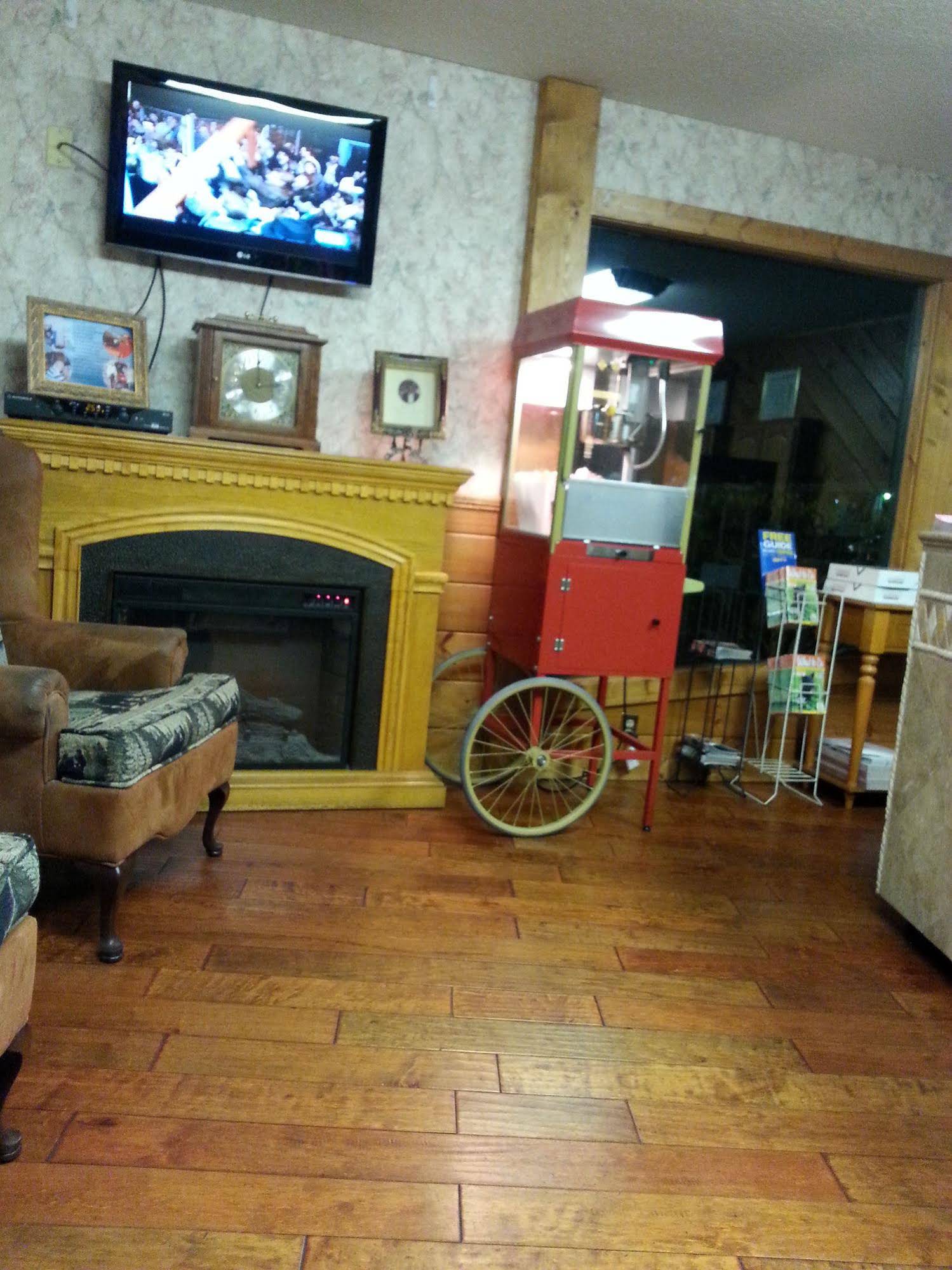 Mountain Breeze Motel