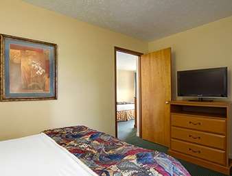 Days Inn By Wyndham Pigeon Forge South