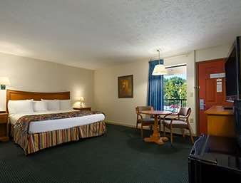 Days Inn By Wyndham Pigeon Forge South