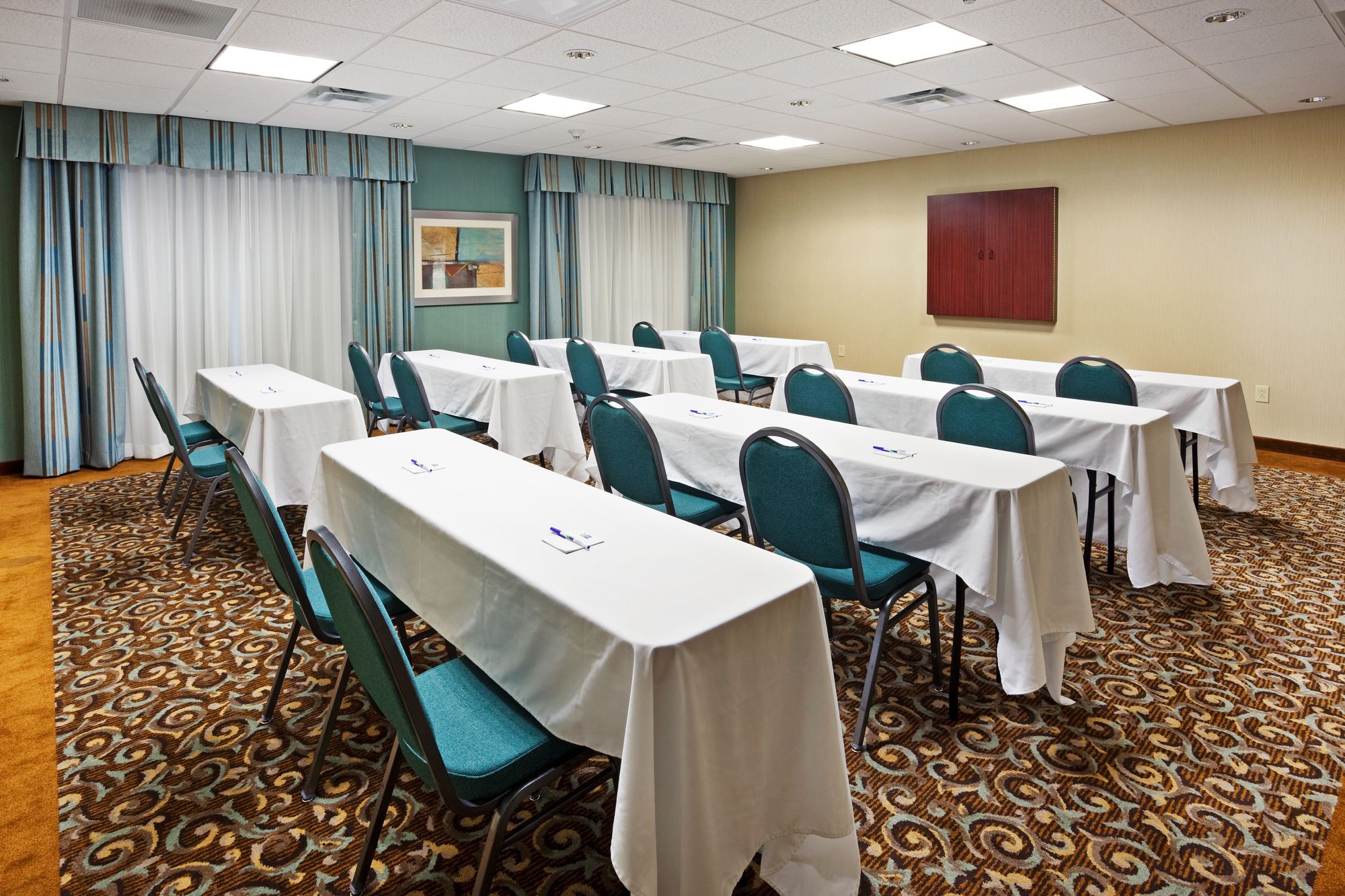 Holiday Inn Express Hotel & Suites Smyrna