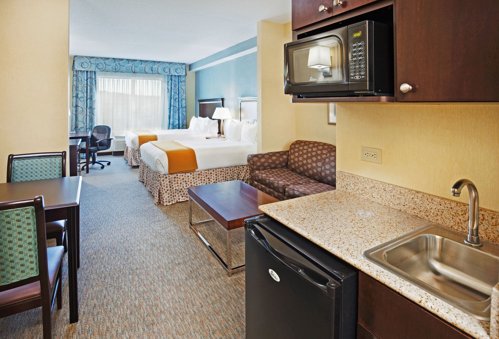 Holiday Inn Express Hotel & Suites Smyrna