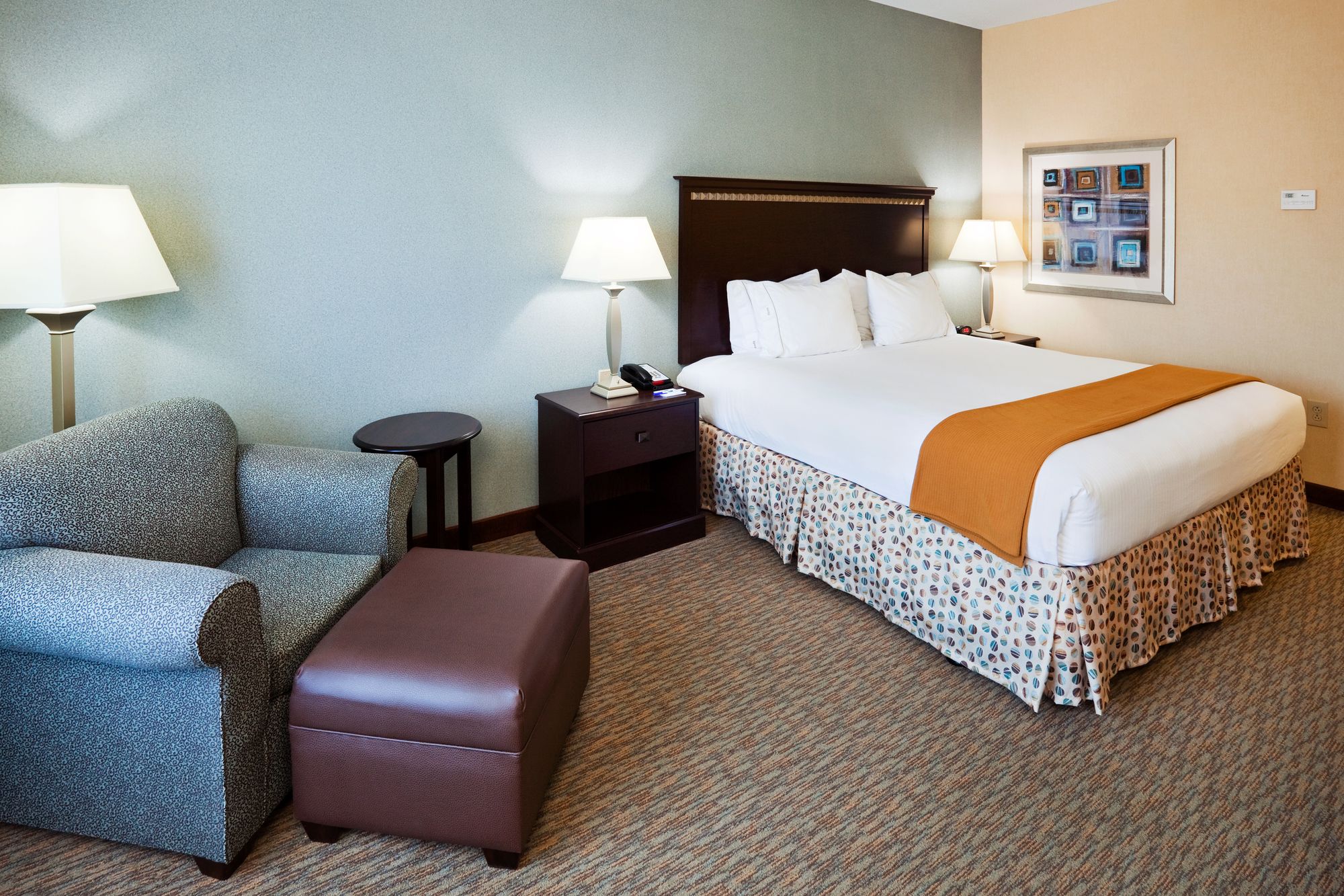 Holiday Inn Express Hotel & Suites Smyrna