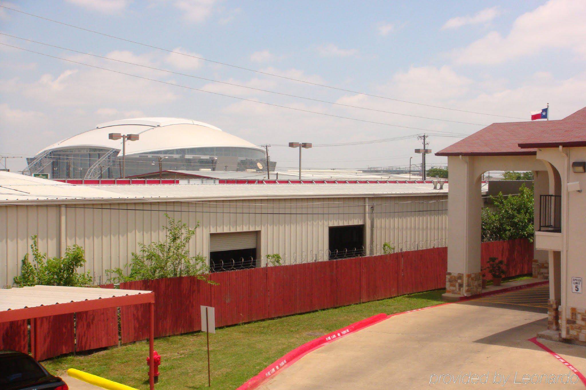 Executive Inn of Arlington