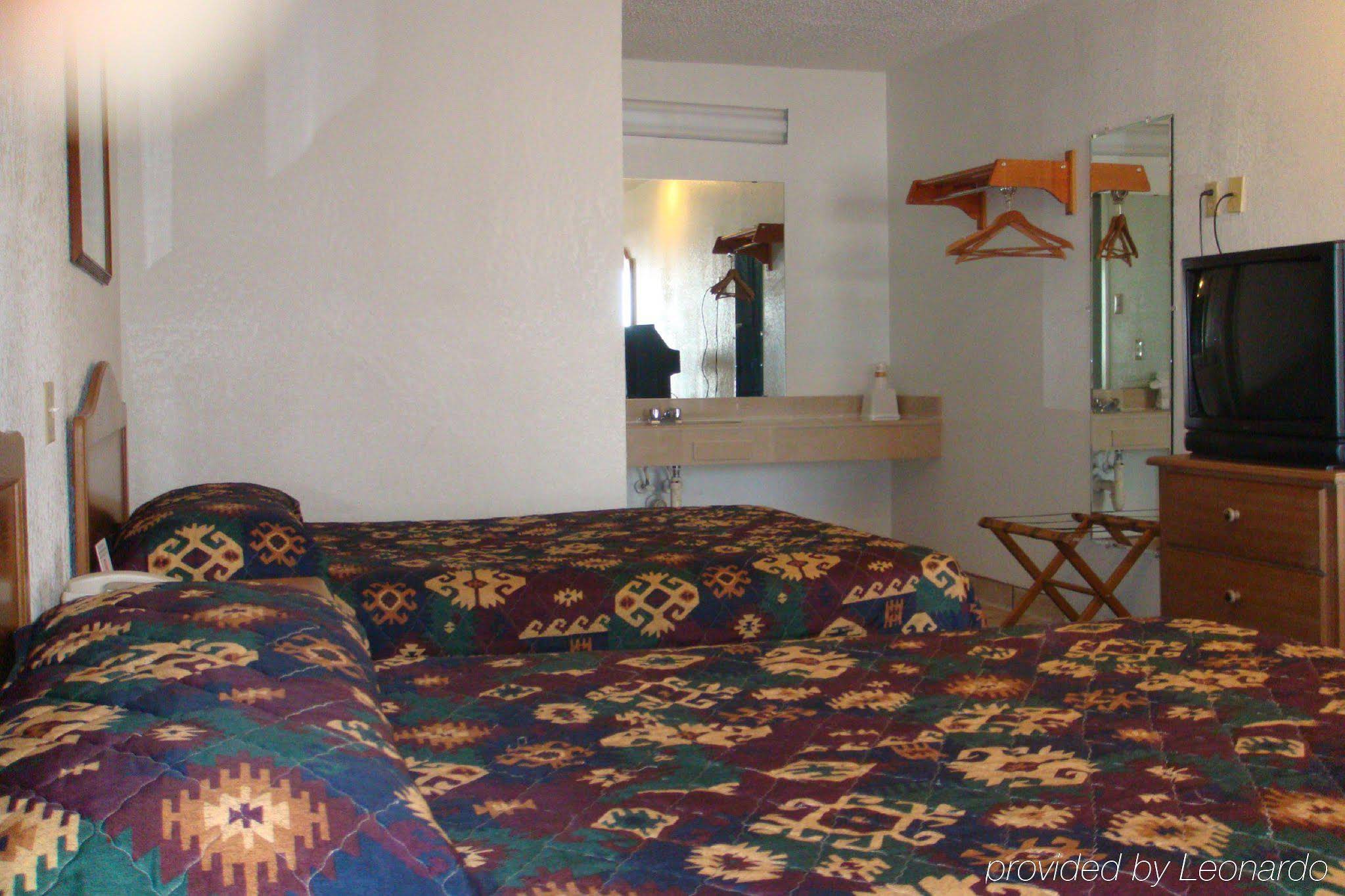 Executive Inn of Arlington