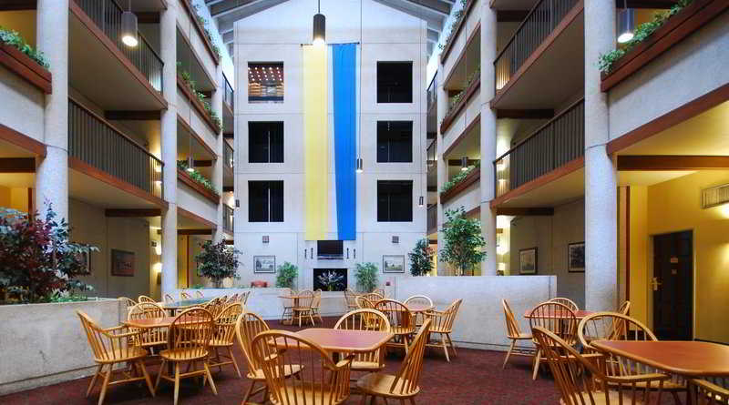 Quality Inn & Suites Downtown North