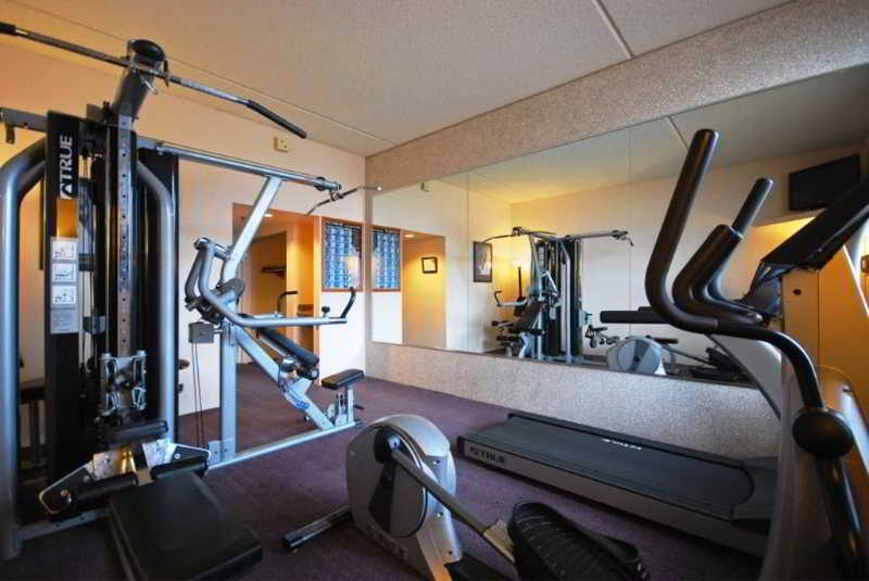 Quality Inn & Suites Downtown North