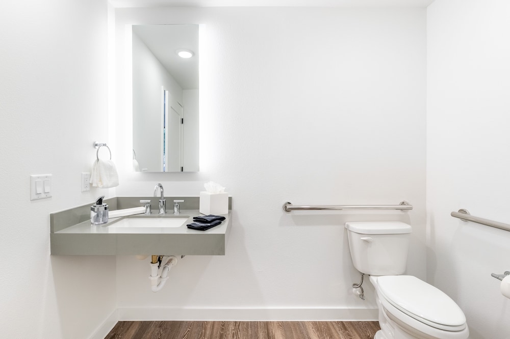 Mint House at The Hatchery – Austin