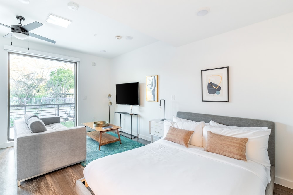 Mint House at The Hatchery – Austin