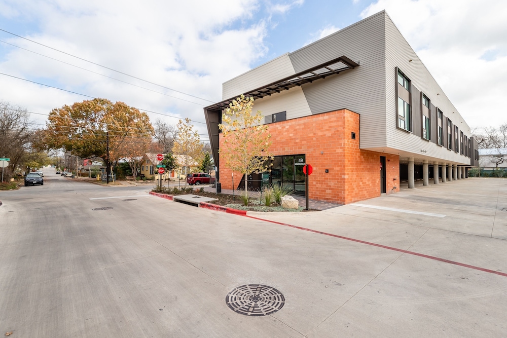 Mint House at The Hatchery – Austin